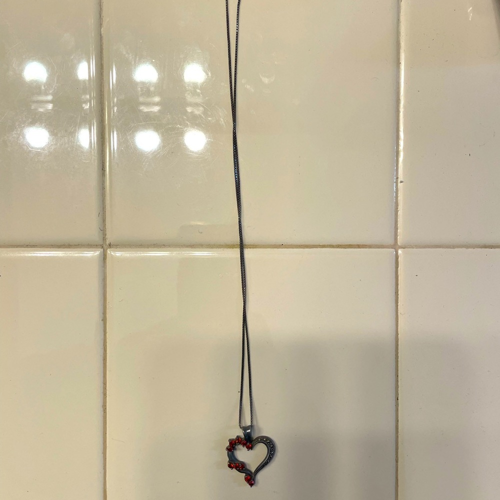 Sweetheart necklace